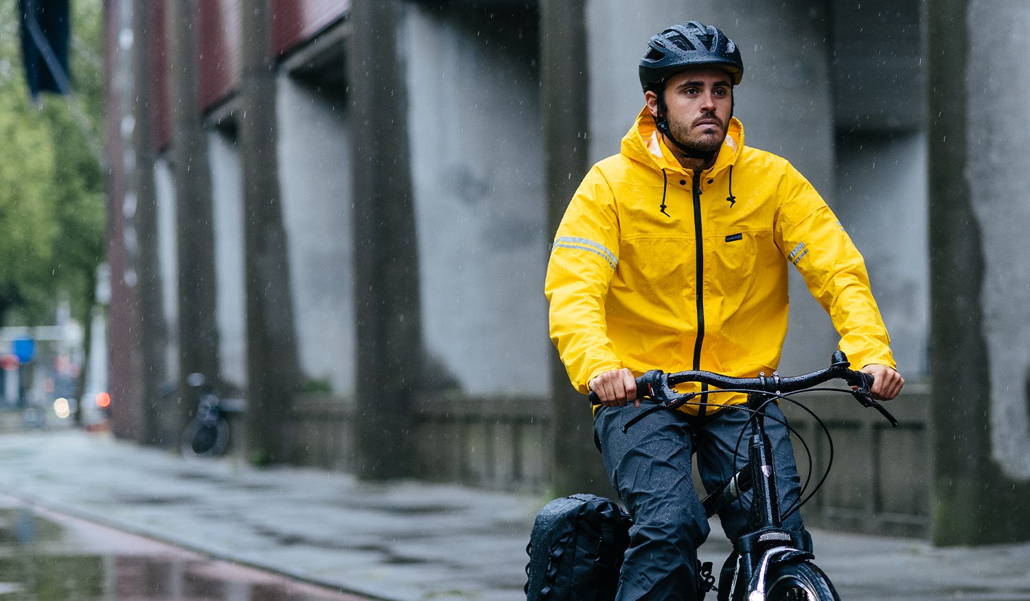 fahrrad-regenjacke-358mvc-1.jpg MIT DEM FAHRRAD ZUR SCHULE AGU – Bild 1