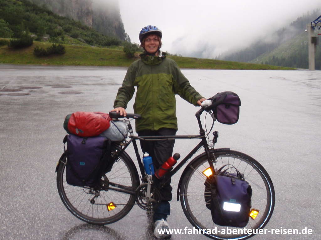 fahrrad-regenjacke-424lal-1.jpg Fahrrad Regenjacke kaufen Beratung und Kauftipps – Bild 1