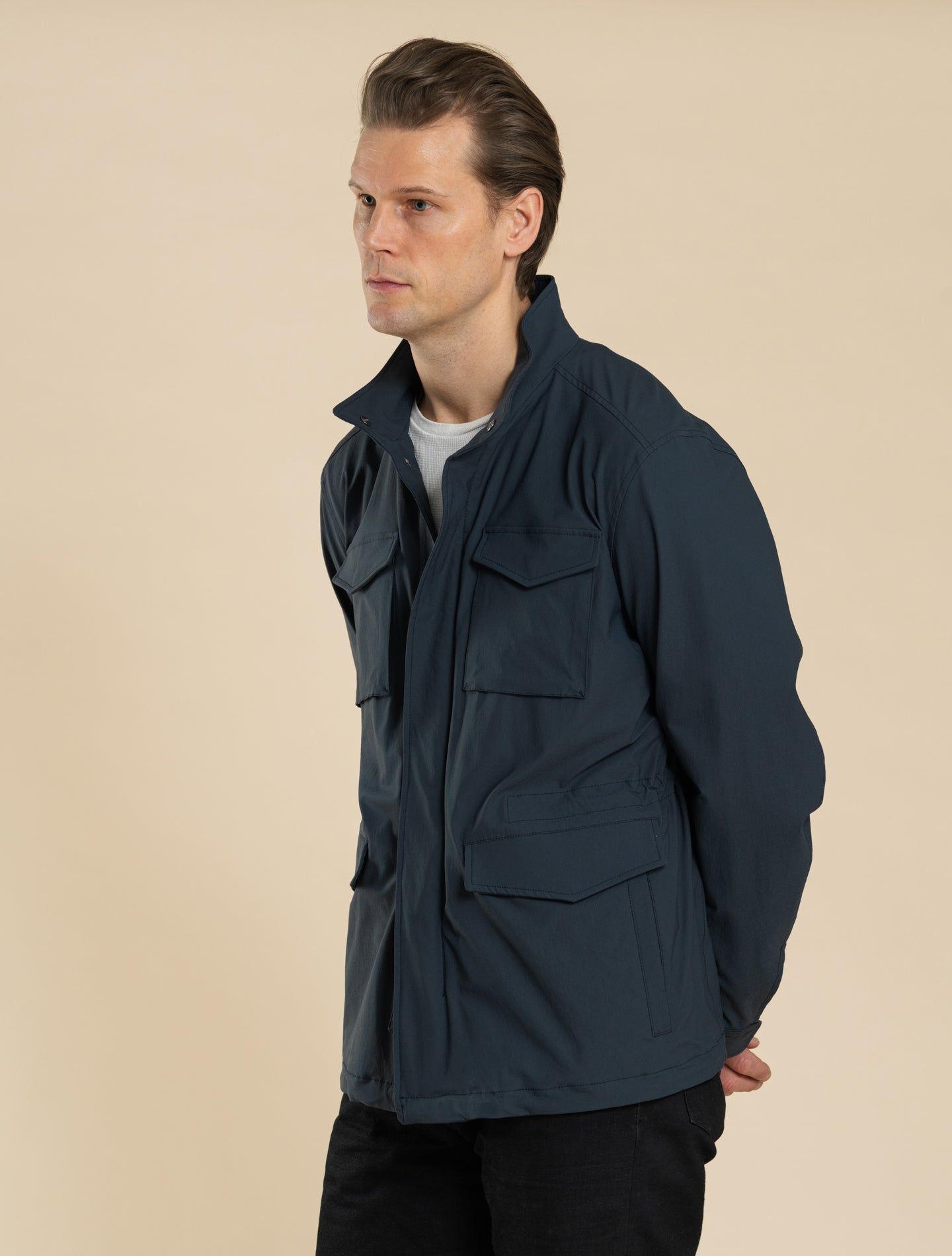 herno-jacke-463oua-1.jpg Herno Wrinkled Stretch Nylon Field Jacket Navy | Gabucci – Bild 1