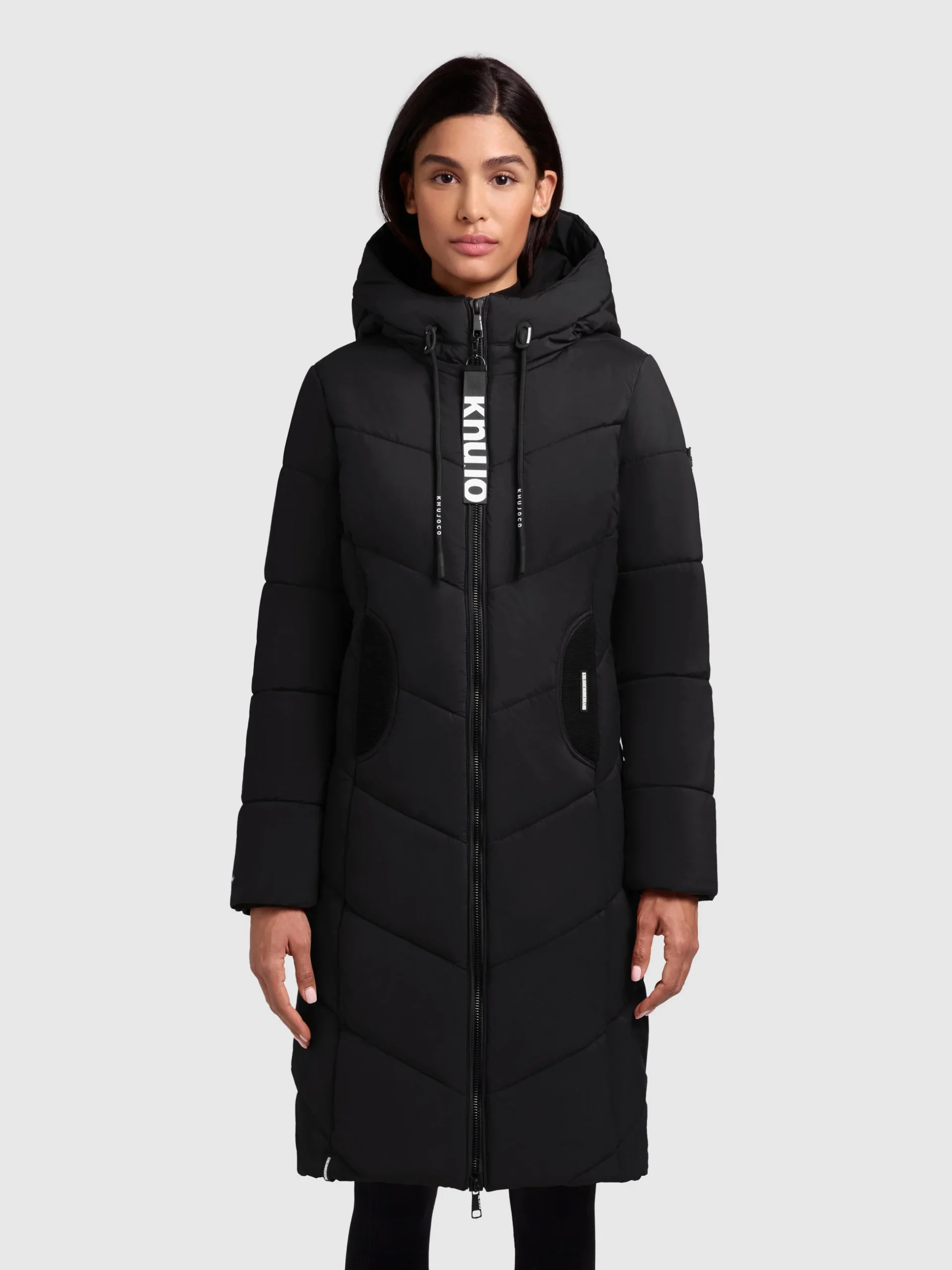 khujo-winterjacke-damen-603tfb.webp Khujo Wintermantel Aribay4 Light in black – Bild 1