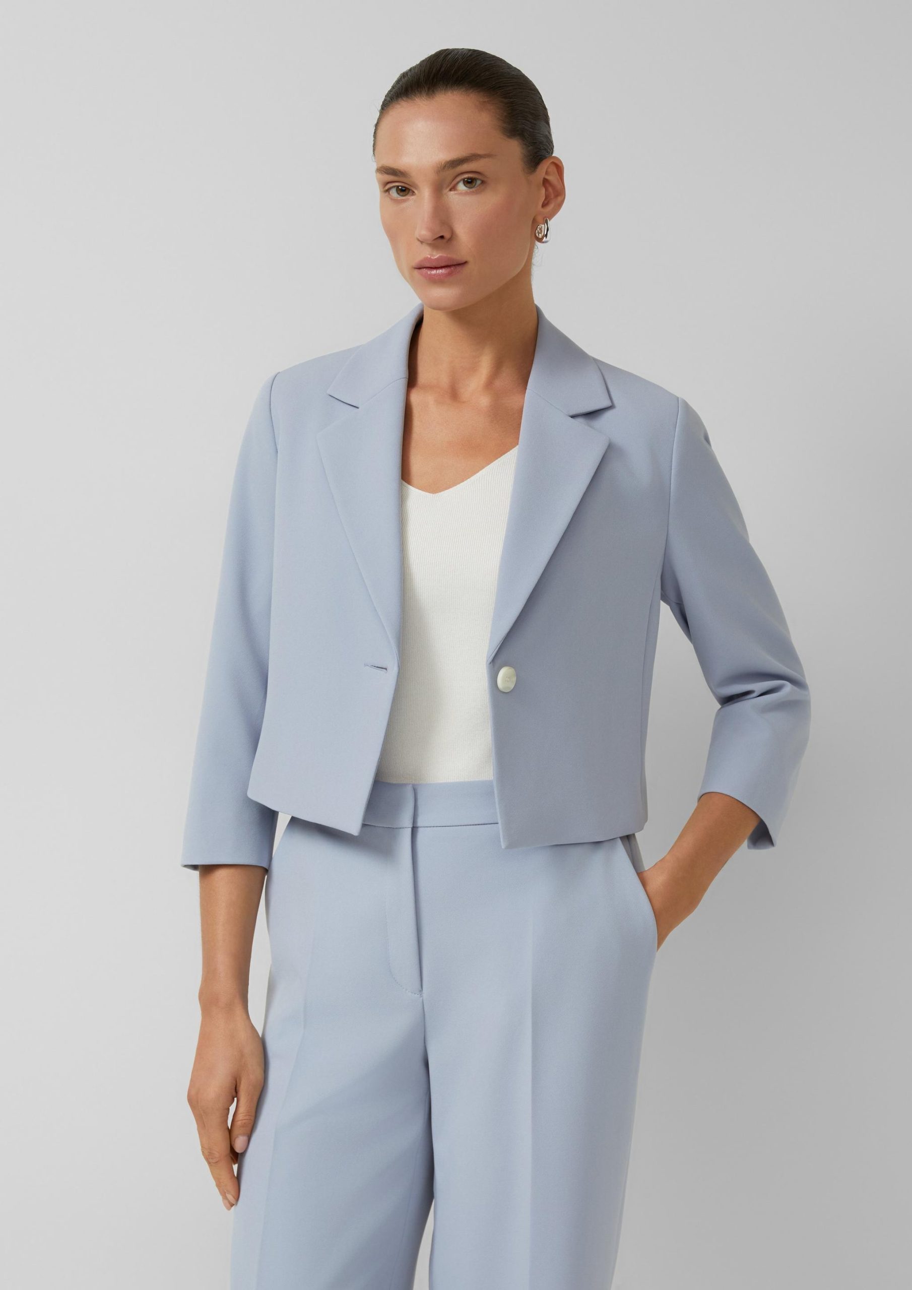 kurzblazer-damen-015hwi-1.jpg Eleganter Kurz Blazer mit 3/4 Ärmeln Hellblau | s.Oliver – Bild 1