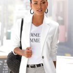 LASCANA Kurzblazer »in klassischer Form mit Reverskragen und Knopfverschluss« taillierter Damenblazer, Business Look, Basic Blazer, festlich elegant