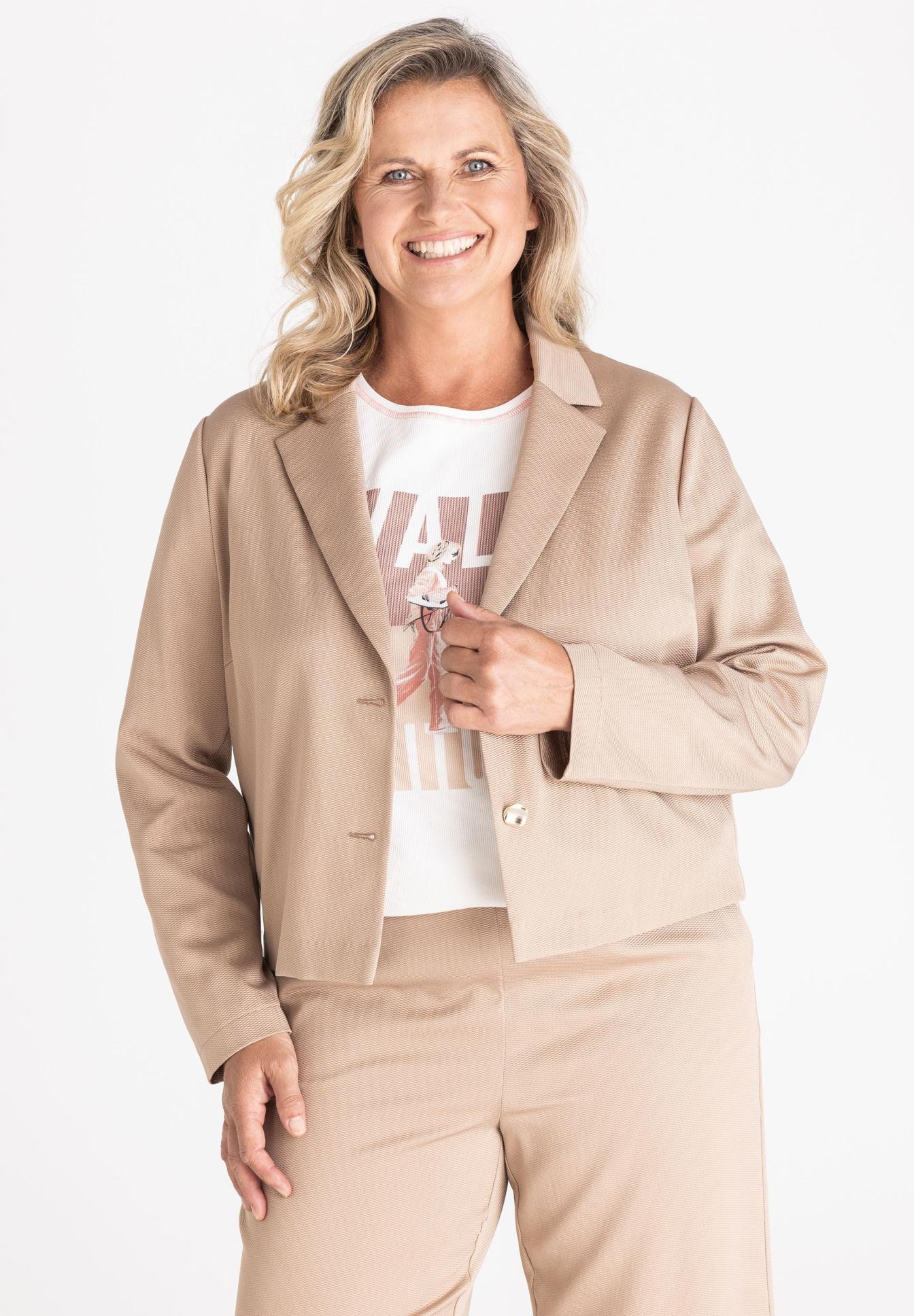 kurzblazer-damen-893ert-1.jpg Kurzblazer mit verkürztem Schnitt | affogato | 42 | NOS 716339000 845 42 – Bild 1