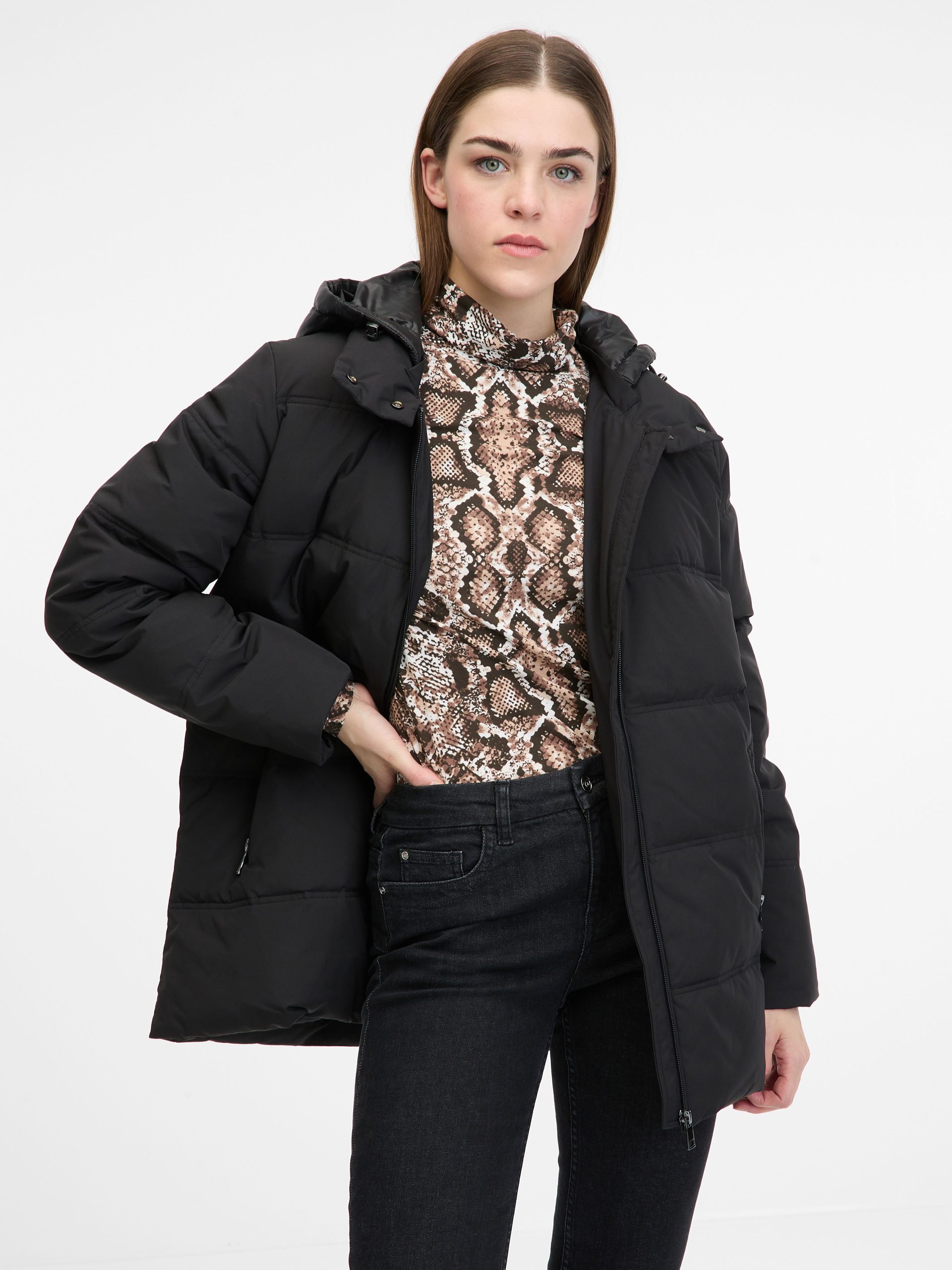 schwarze-winterjacke-damen-428nph-1.jpg Schwarze Damen Winterjacke ORSAY | Orsay.de Der offizielle E Shop der Marke ORSAY für Deutschland – Bild 1