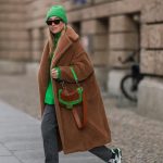 Teddymantel kombinieren: So stylt du den kuscheligen Coat richtig