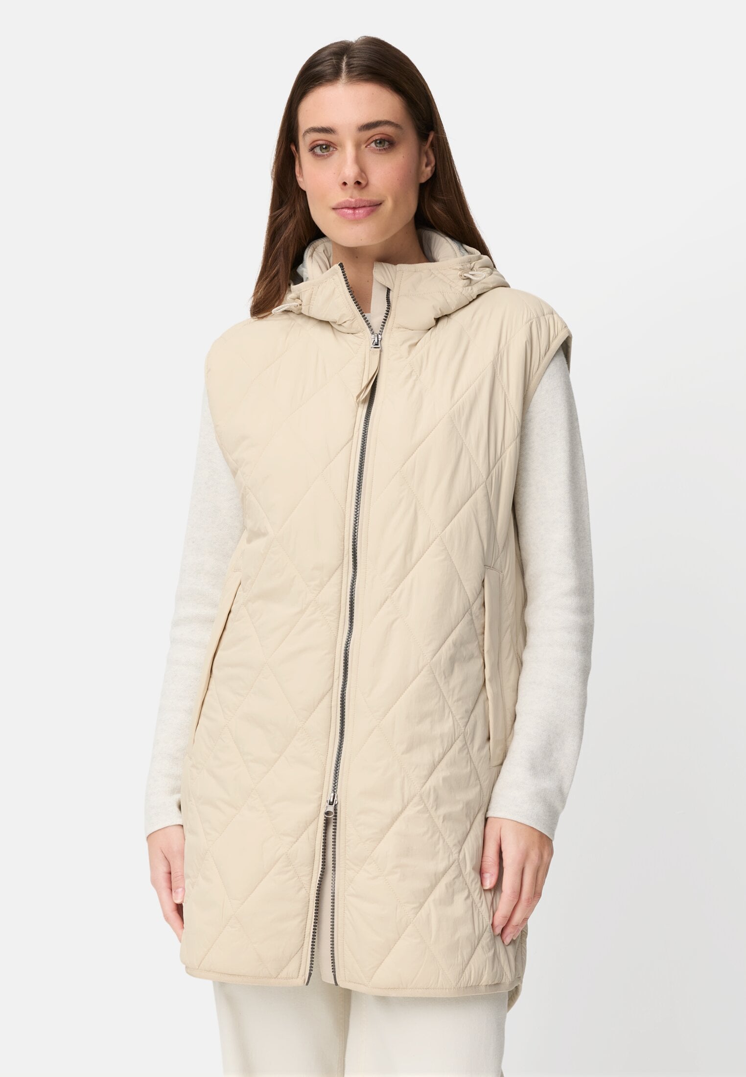 weste-damen-lang-311afh-1.jpg Lange Weste für Damen in Beige | camel active – Bild 1