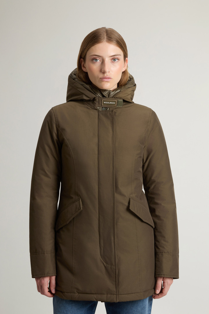 woolrich-parka-damen-148mul-1.jpg Arctic Parka aus Ramar Cloth Damen Grün – Bild 1